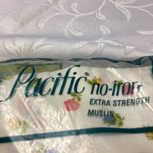 Vintage  TEA ROSE. DOUBLE SHEET. MUSLIN. - Picture 3 of 7